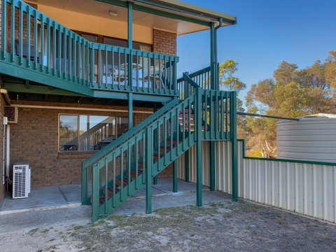 Seacroft - Accommodation Mermaid Beach 28