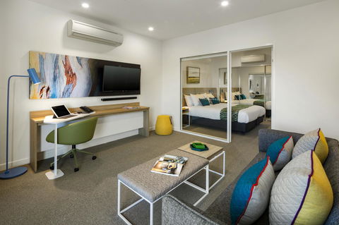 Quest Griffith - Accommodation Mermaid Beach 4