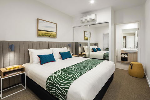 Quest Griffith - Accommodation Mermaid Beach 3