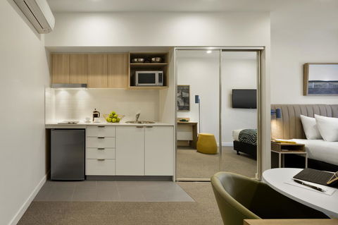 Quest Griffith - Accommodation Mermaid Beach 2