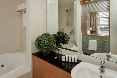 Rydges Newcastle - Accommodation Mermaid Beach 15