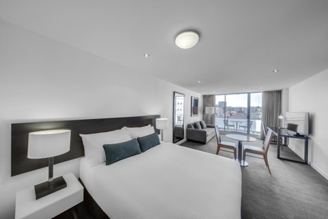 Adina Apartment Hotel Wollongong - Accommodation Mermaid Beach 9