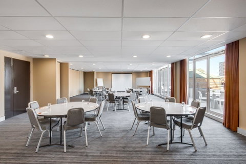Adina Apartment Hotel Wollongong - Accommodation Mermaid Beach 29
