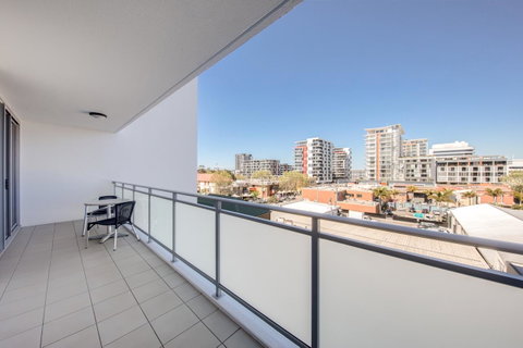 Adina Apartment Hotel Wollongong - Accommodation Mermaid Beach 19