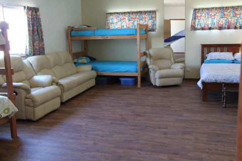 LAS ARENAS - The Sands - BEACH HOUSE - Accommodation Mermaid Beach 4