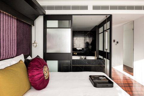 QT Perth - Accommodation Mermaid Beach 32