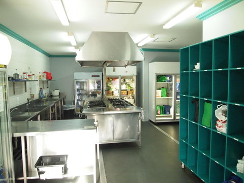 The Emperors Crown Hostel - Accommodation Mermaid Beach 42