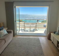 Cottesloe Beachfront Ocean View Apartment - Accommodation Mermaid Beach