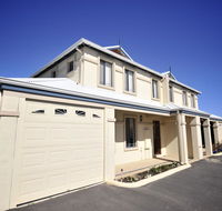 Palm Beach Manor - Accommodation Mermaid Beach