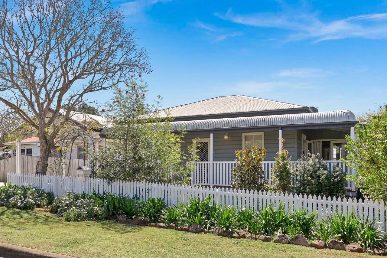 Meerschaum Vale NSW Accommodation Mermaid Beach