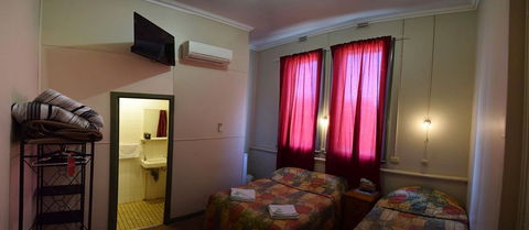 The Palace Hotel Kalgoorlie - Accommodation Mermaid Beach 3