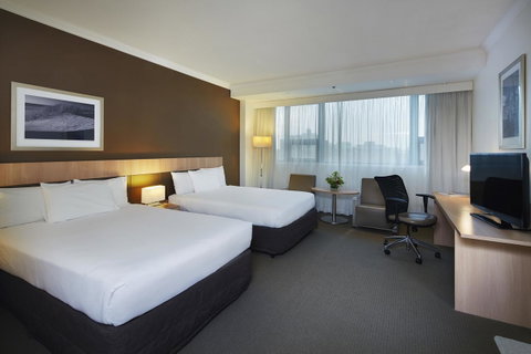 Mercure Perth - Accommodation Mermaid Beach 9