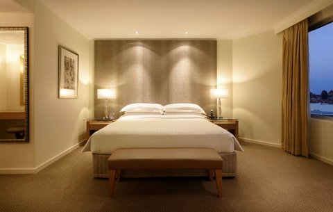 Residence On Langley Park - Accommodation Mermaid Beach 8