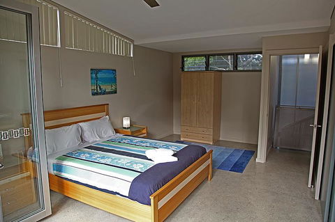 Crescent Head Spa Villa - Accommodation Mermaid Beach 4