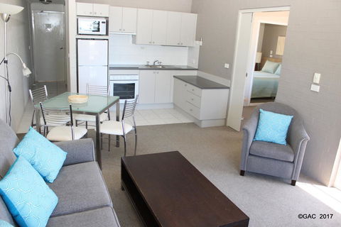Mollymook Cove Apartments - Accommodation Mermaid Beach 22