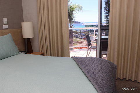 Mollymook Cove Apartments - Accommodation Mermaid Beach 6