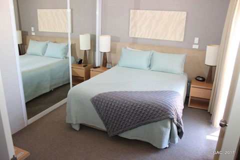 Mollymook Cove Apartments - Accommodation Mermaid Beach 33