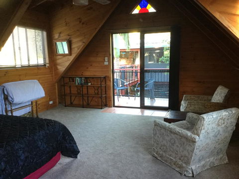 Jetz Bungalow - Accommodation Mermaid Beach 6