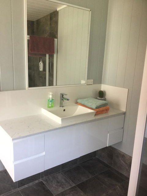 Jetz Bungalow - Accommodation Mermaid Beach 1