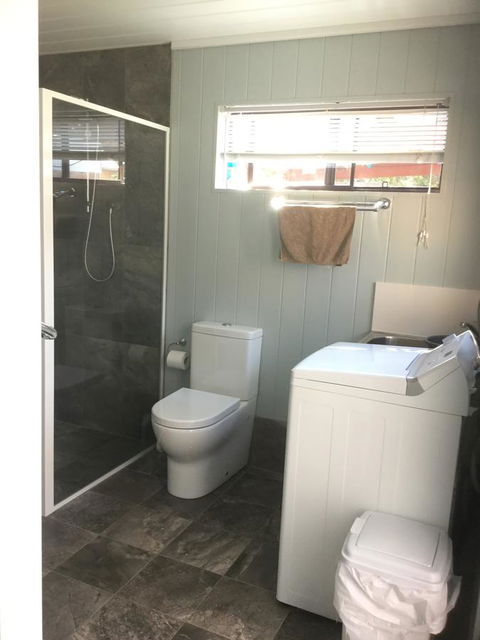 Jetz Bungalow - Accommodation Mermaid Beach 2