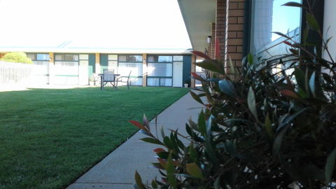 Junee Motor Inn - Accommodation Mermaid Beach 9