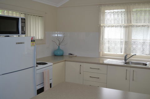 Sundial Holiday Units - Accommodation Mermaid Beach 31