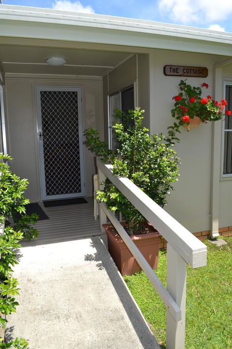 Sundial Holiday Units - Accommodation Mermaid Beach 22