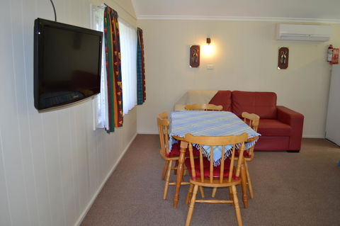 Sundial Holiday Units - Accommodation Mermaid Beach 21