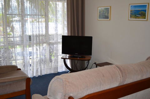 Sundial Holiday Units - Accommodation Mermaid Beach 36