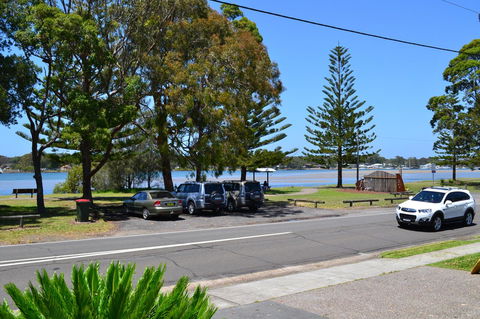 Sundial Holiday Units - Accommodation Mermaid Beach 38