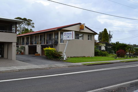 Sundial Holiday Units - Accommodation Mermaid Beach 1