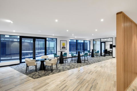 Vibe Hotel North Sydney - Accommodation Mermaid Beach 12