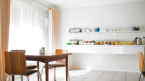 Almond Inn - Accommodation Mermaid Beach 8