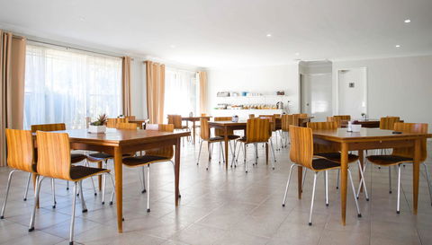 Almond Inn - Accommodation Mermaid Beach 7