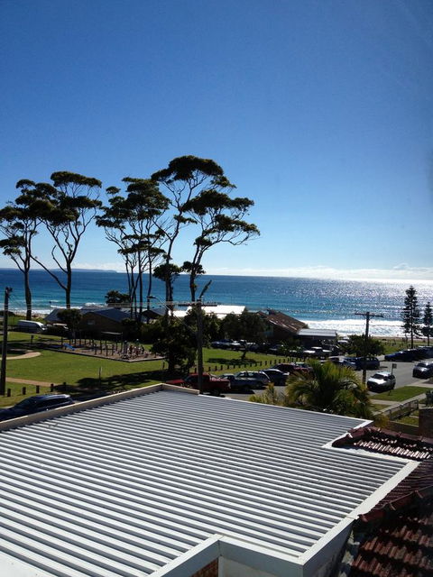 Breakers Apartments - Accommodation Mermaid Beach 3
