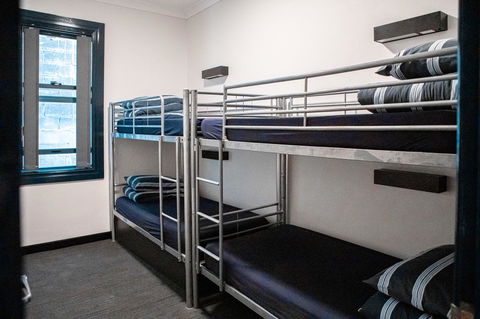 Wake Up! Bondi Beach - Accommodation Mermaid Beach 15