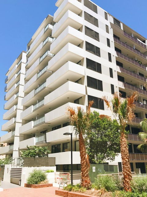 Modern & Cosy 2-Bedroom Apartment Hornsby - Accommodation Mermaid Beach 1