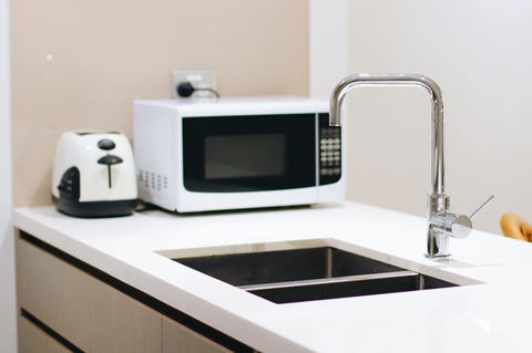 Modern & Cosy 2-Bedroom Apartment Hornsby - Accommodation Mermaid Beach 9