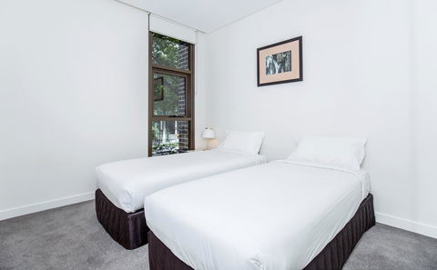 DD Apartments On Day - Accommodation Mermaid Beach 14