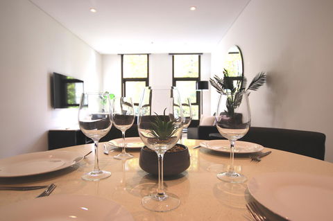 DD Apartments On Day - Accommodation Mermaid Beach 1