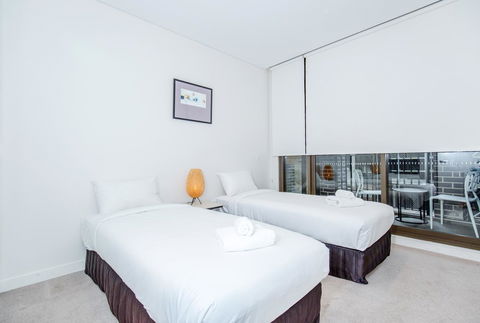 DD Apartments On Day - Accommodation Mermaid Beach 27