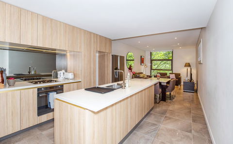 DD Apartments On Day - Accommodation Mermaid Beach 29