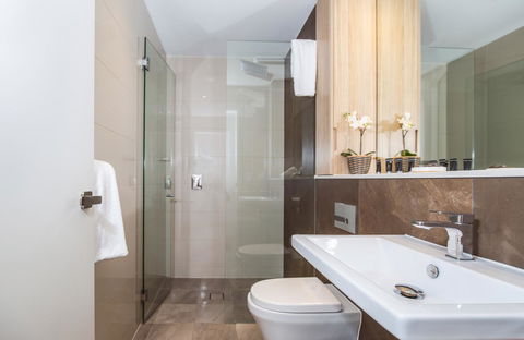 DD Apartments On Day - Accommodation Mermaid Beach 30