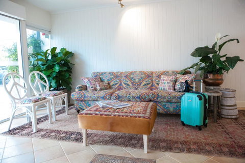 The Lord Byron - Accommodation Mermaid Beach 19