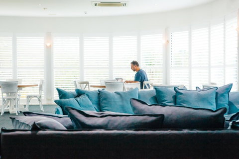 The Lord Byron - Accommodation Mermaid Beach 18