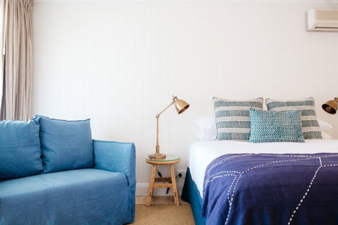 The Lord Byron - Accommodation Mermaid Beach 2