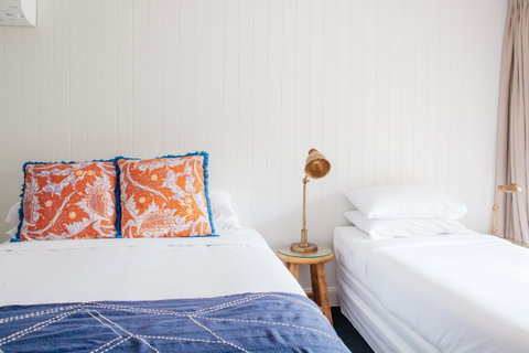 The Lord Byron - Accommodation Mermaid Beach 9