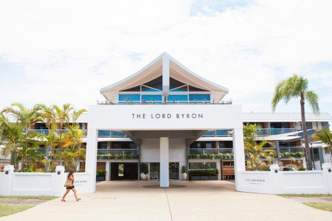 The Lord Byron - Accommodation Mermaid Beach 0
