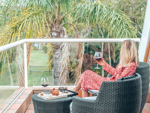 Waves Byron Bay - Accommodation Mermaid Beach 19