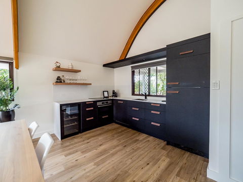 Waves Byron Bay - Accommodation Mermaid Beach 12